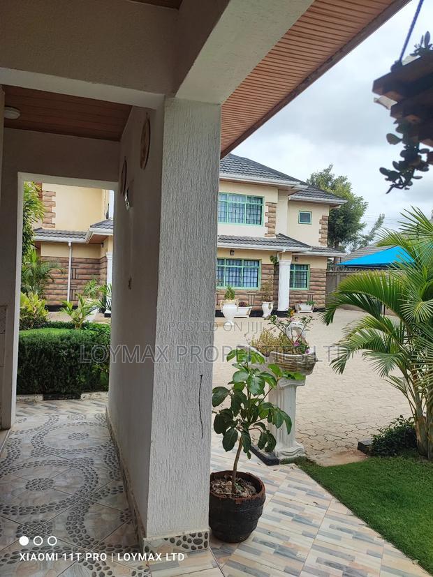 5bdrm Maisonette in Chuna Estate, Kitengela for sale