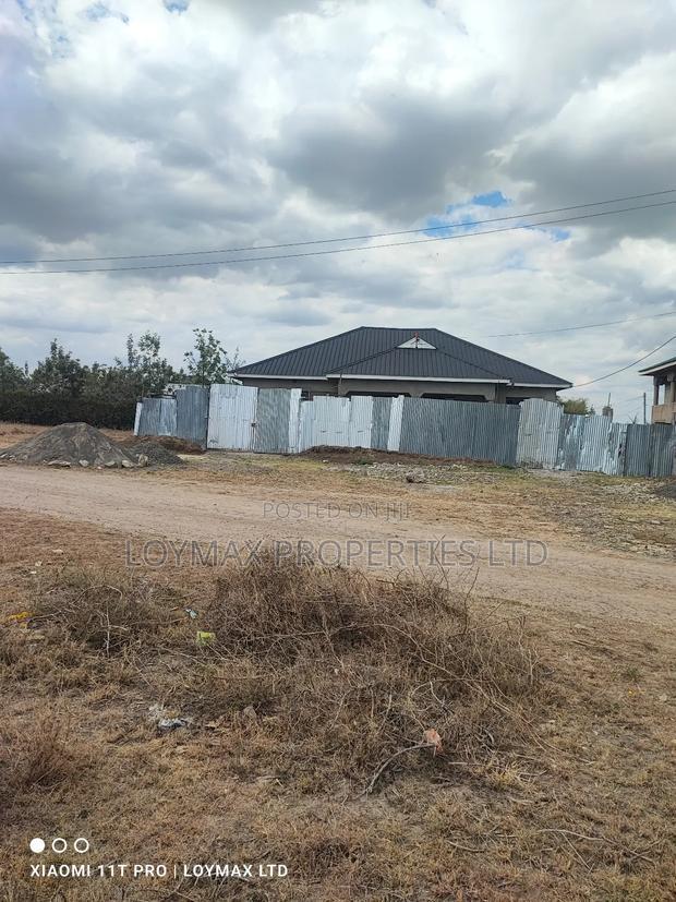 50/100 in Kitengela Milimani Near Orchard School