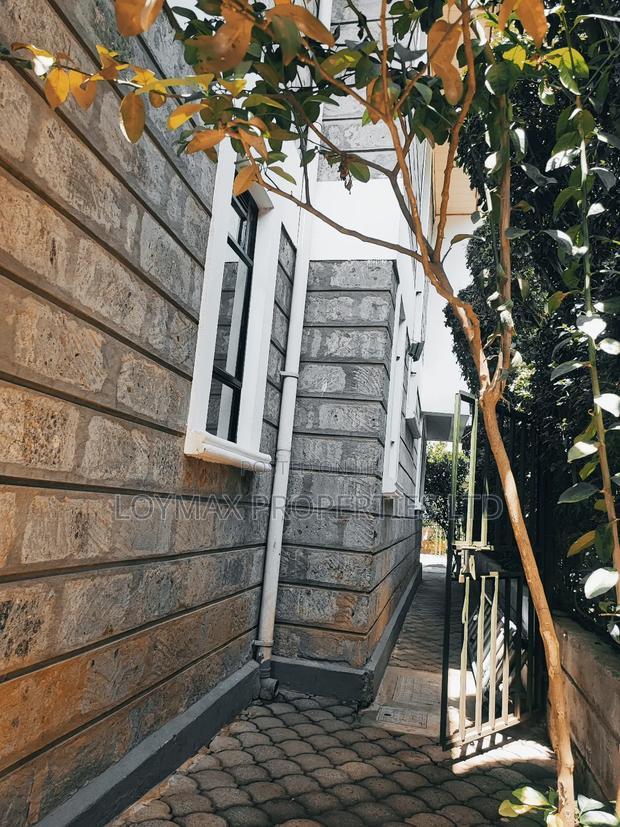 3bdrm Maisonette in Clay City Estate for sale