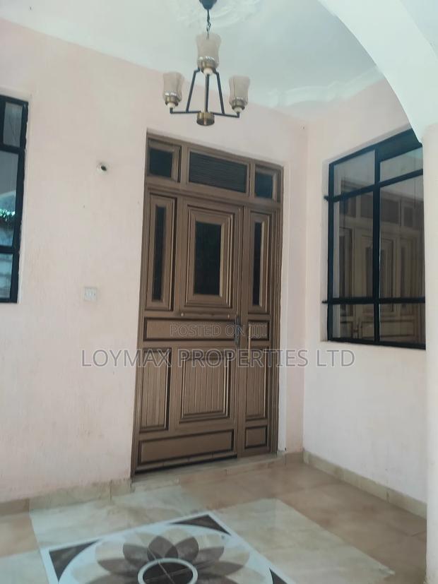 3bdrm Maisonette in Clay City Estate for sale