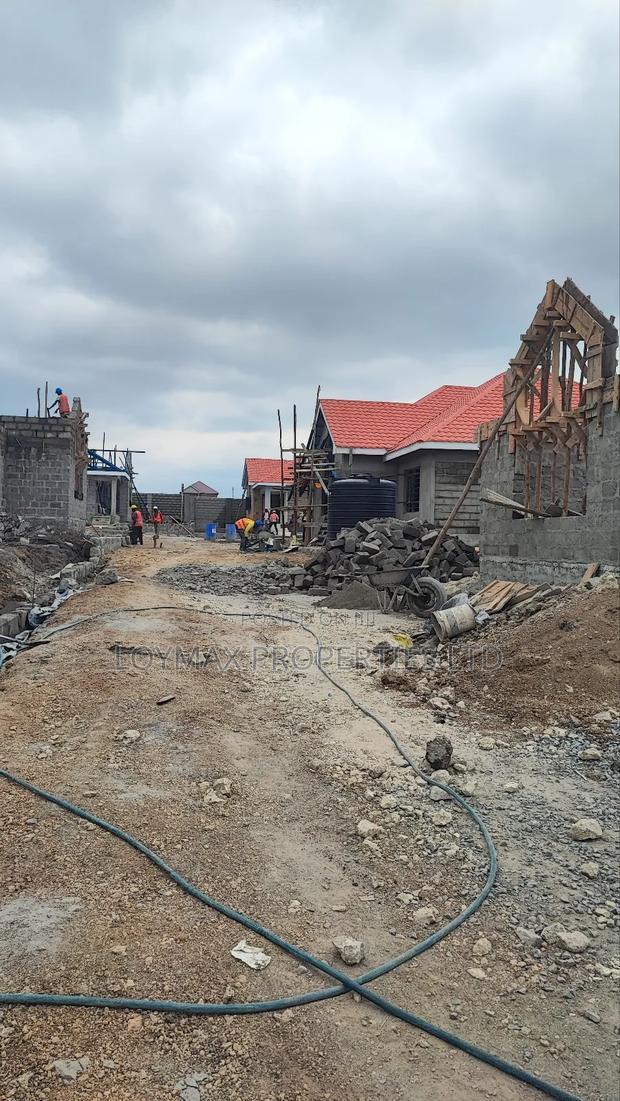 4bdrm Bungalow in Acacia Paradise, Kitengela for sale