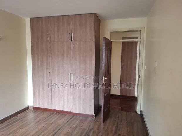 3bdrm Apartment With Sq in Valley Arcade for Rent