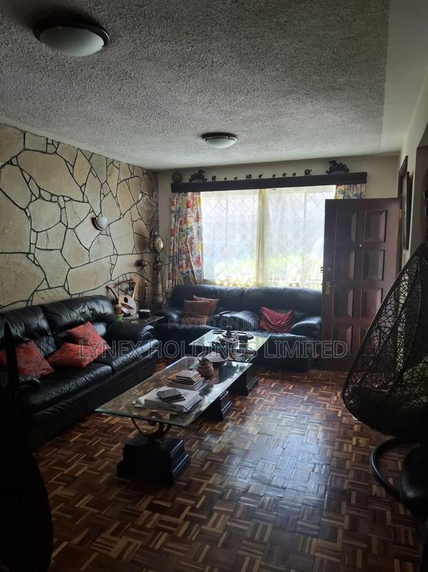 4bdrm Townhouse/Terrace in Valley Arcade for sale