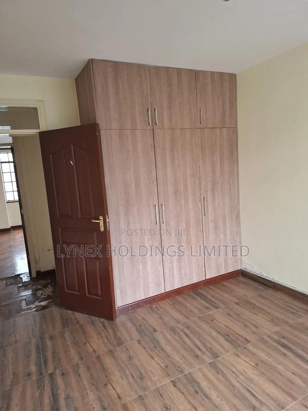 3bdrm Apartment With Sq in Valley Arcade for Rent