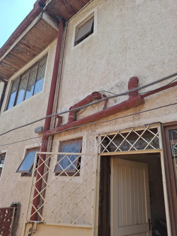4bdrm Townhouse/Terrace in Valley Arcade for sale