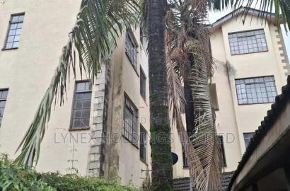 3bdrm Apartment With Sq in Valley Arcade for Rent