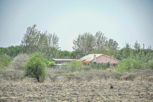 Plots for Sale in Konza Only 300 Metres From Konza Town