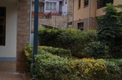 5bdrm Townhouse/Terrace in Henrik Villas, Valley Arcade for Sale