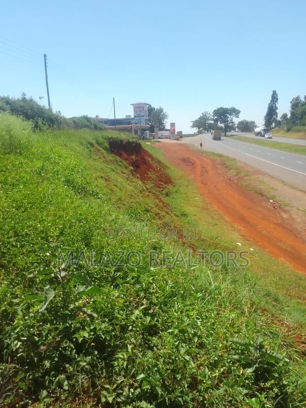 1 Acre on Tarmac Near Kenol Muranga