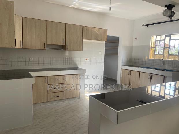 3bdrm Bungalow in Acacia, Kitengela for rent