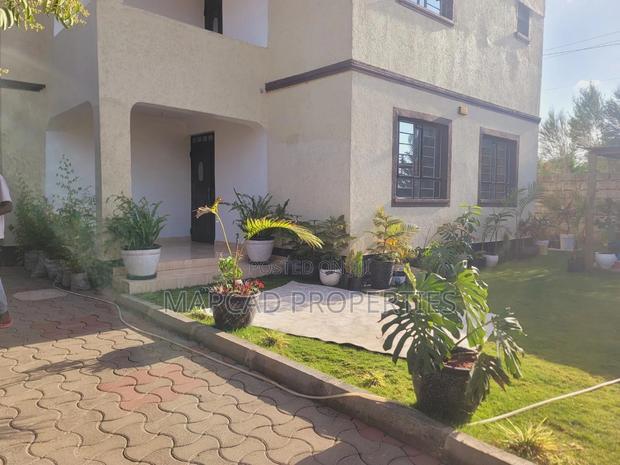 4bdrm Maisonette in Kimalat, Kitengela for sale