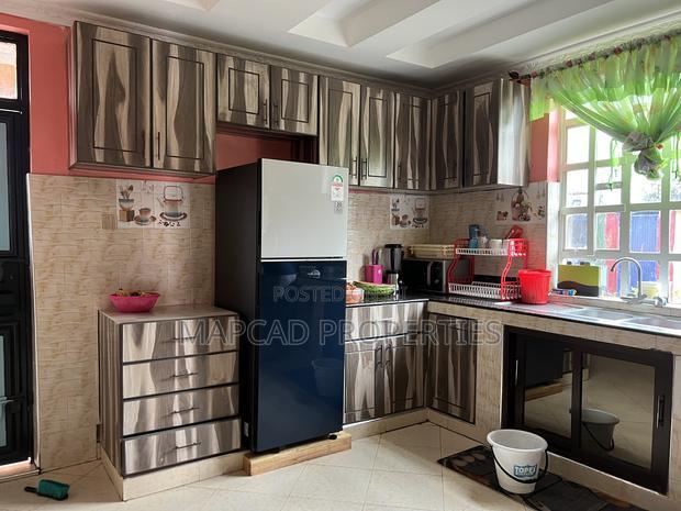5bdrm Maisonette in Sensei, Kitengela for sale