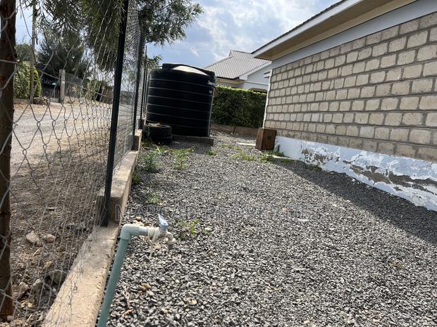 4bdrm Bungalow in Yukos, Kitengela for sale
