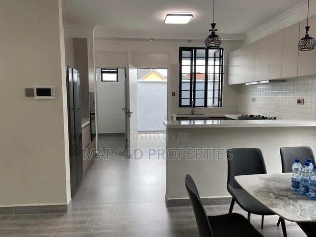 4bdrm Block of Flats in Muigai, Kitengela for sale