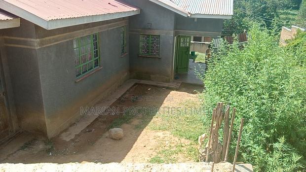 3bdrm House in Mwiyala, Sheywe for sale