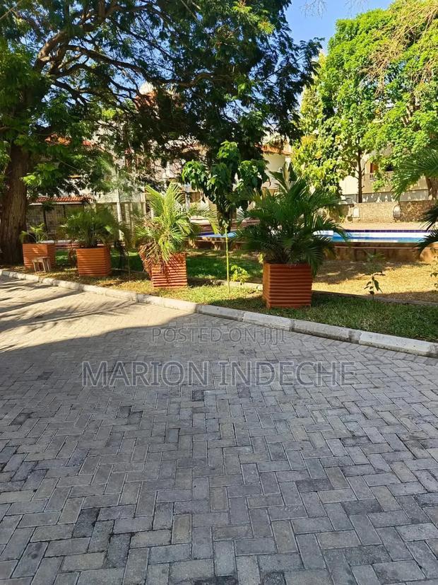 3bdrm Apartment in Kwamby Ocean, Nyali for sale