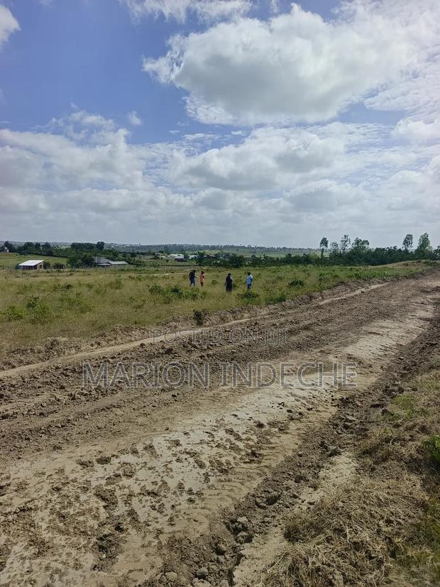 1/8th Acre Mariakani Breeze Point Plots Below