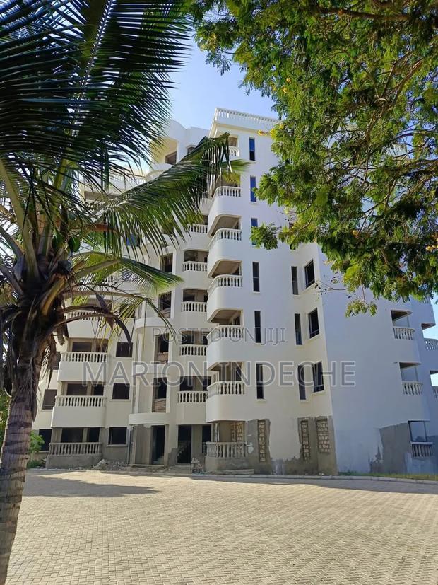3bdrm Apartment in Kwamby Ocean, Nyali for sale