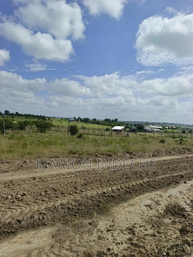 1/8th Acre Mariakani Breeze Point Plots Below