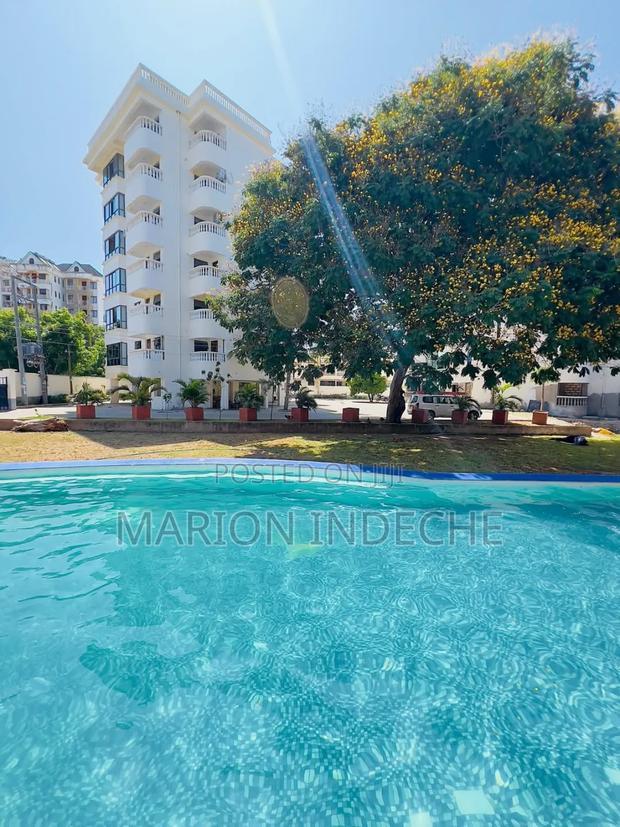 3bdrm Apartment in 5Th Avenue, Nyali for sale