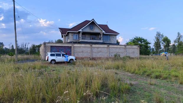 Kenol Residential Plots at Makutano Highway.
