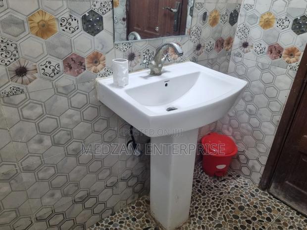 Studio Airbnb for Sale, Running Business