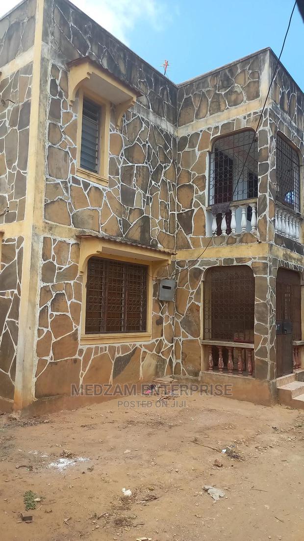 9bdrm Maisonette in Ziwa la Ngombe for sale