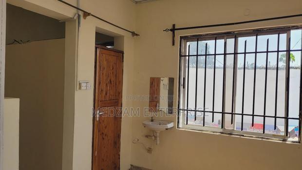 1bdrm House in Nyali for rent