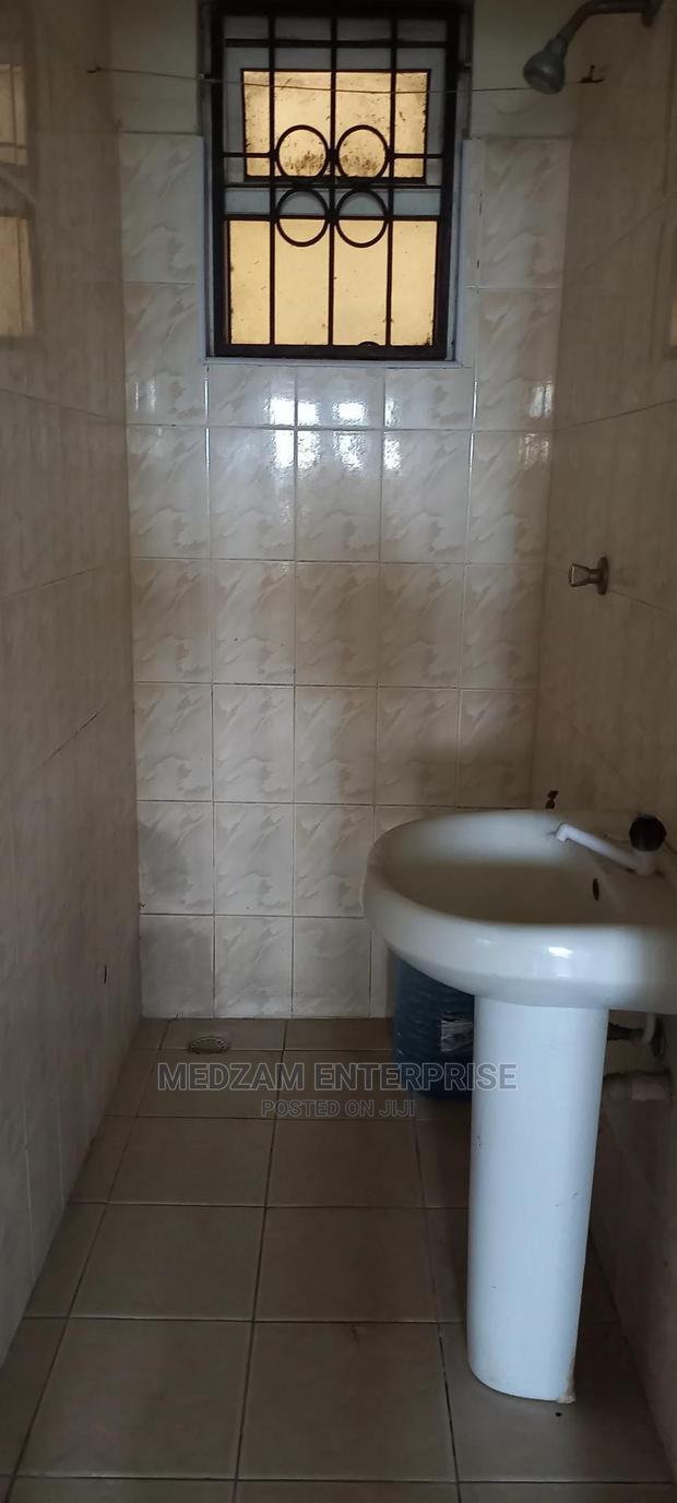 3bdrm Apartment in Kisimani, Ziwa la Ngombe for rent
