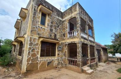 9bdrm Maisonette in Ziwa la Ngombe for sale
