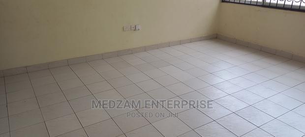 3bdrm Apartment in Kisimani, Ziwa la Ngombe for rent