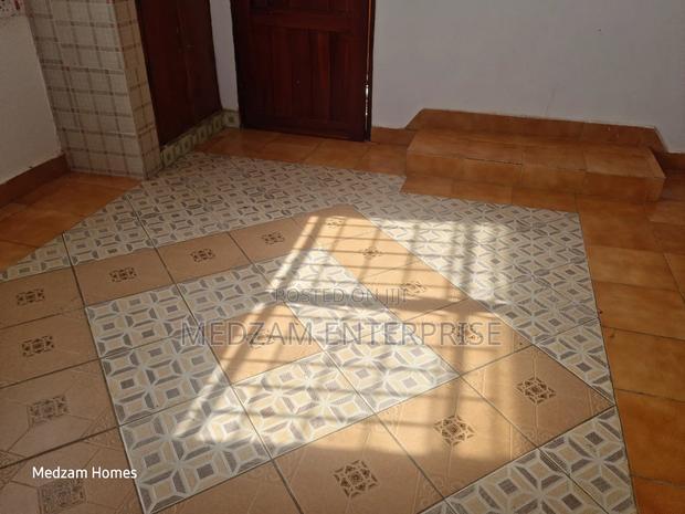 1bdrm Bedsitter in Beach Road, Nyali for rent