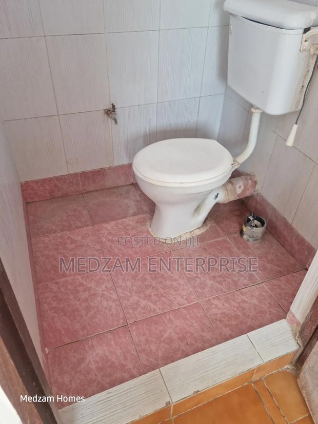 1bdrm Bedsitter in Beach Road, Nyali for rent