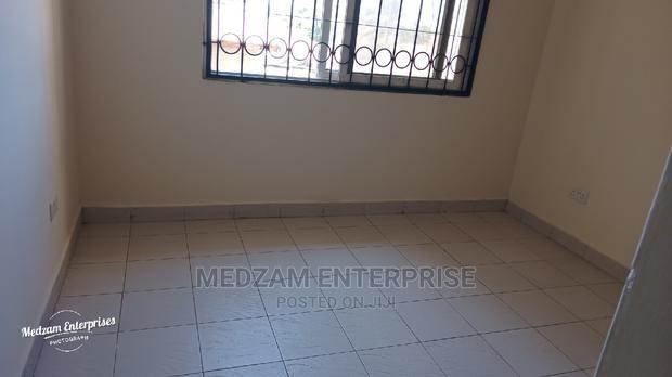 3bdrm Apartment in Kisimani, Ziwa La Ngombe for Rent