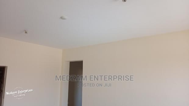 3bdrm Apartment in Kisimani, Ziwa La Ngombe for Rent