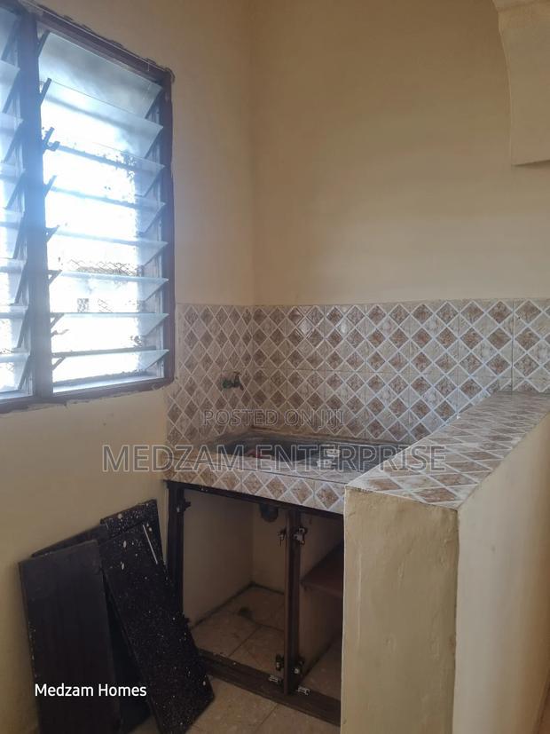 1bdrm Bedsitter in Leisure, Kongowea for rent