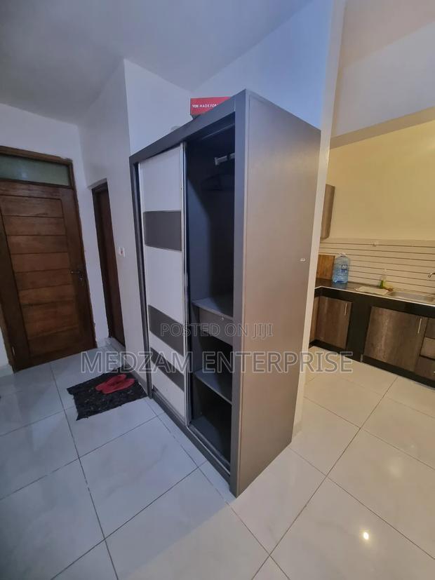 Studio Airbnb for Sale, Running Business