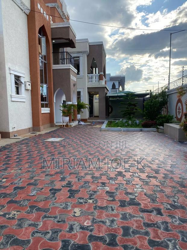 7bdrm Maisonette in Utawala for rent