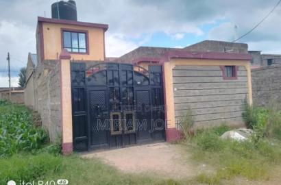 2bdrm Bungalow in River Side, Kenyatta Road / Theta for sale