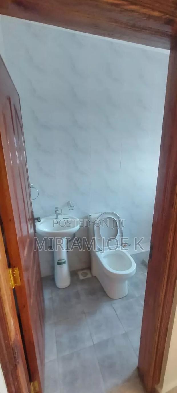3bdrm Bungalow in Malaba, Witethie for sale