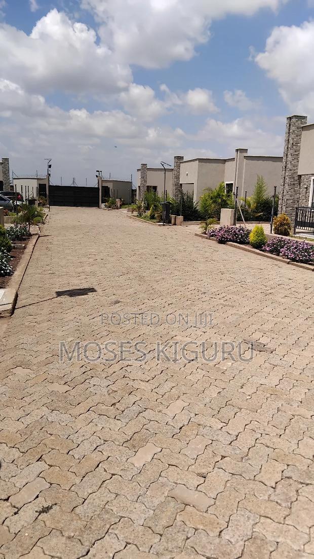 Furnished 3bdrm Bungalow in Kalimoni for sale