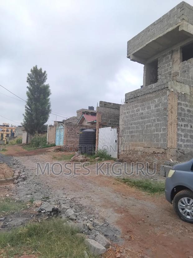 Kenyatta Rd, Murram Estate 50x25 Plots.