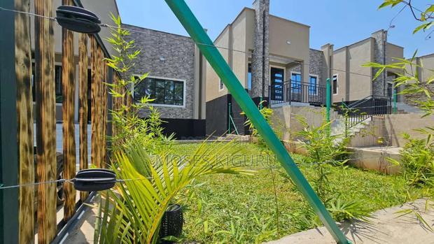 Furnished 3bdrm Bungalow in Kalimoni for sale