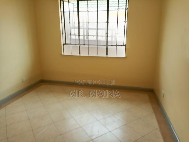 3 Bedroom Apartment in Greenspan Donholm