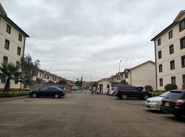 3bdrm Condo in Nyayo Estate for sale