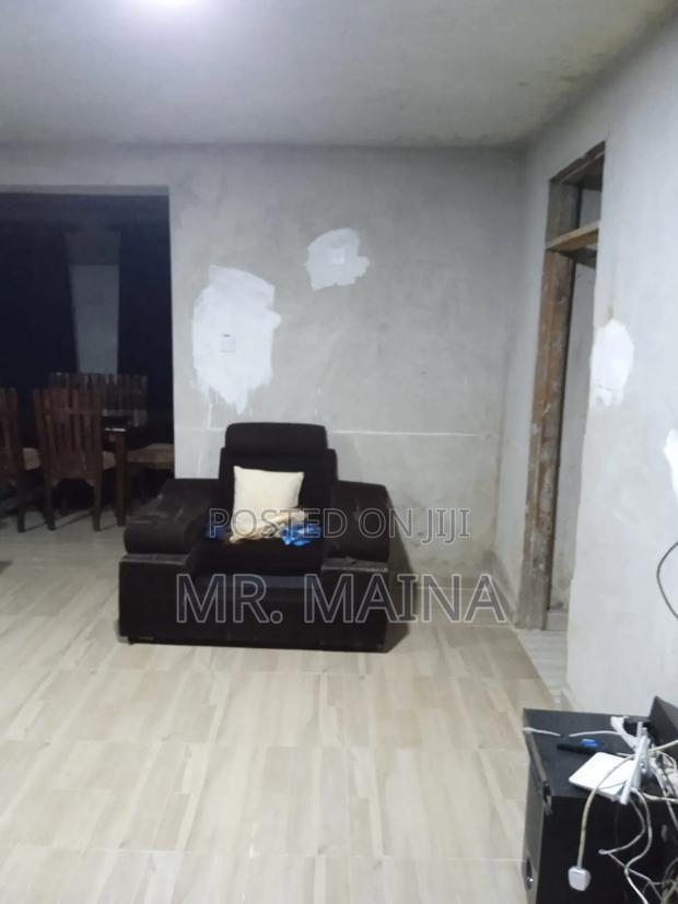 5 Bedroom Mansionte in Katani
