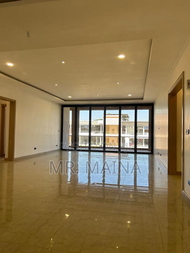 4 Bedroom All Ensuite Apartment at Silverdeck Spring Valley