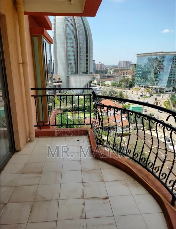 2bdrm Condo in Stunning Homes, State House Area for sale