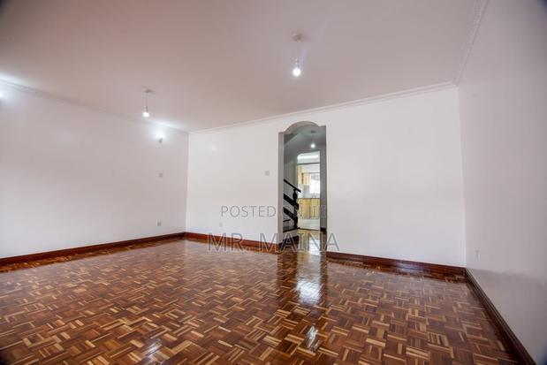 4bdrm House in Gatanga Hill Court, Valley Arcade for sale