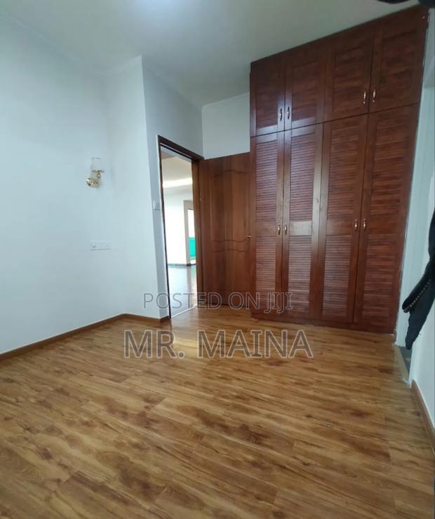 2bdrm Condo in Stunning Homes, State House Area for sale